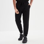 Pantalon jogging droit molleton noir homme à 15,99 € dans le catalogue La Halle