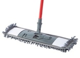 Spraymopp im Angebot bei Penny in Duisburg Spraymopp Angebote von Dirt Devil bei Penny Duisburg für 2,99 €