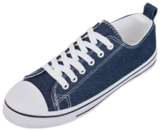 Baskets adulte en promo chez Hyper U La Roche-sur-Yon à 9,95 €