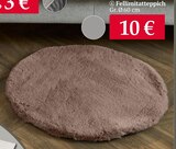Fellimitatteppich für 10,00 € bei Woolworth im Angebot Fellimitatteppich im aktuellen Woolworth Prospekt