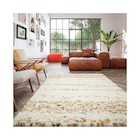 Tapis sherpa beige et coloré 120 x 170 cm dans le catalogue Décor Discount