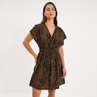 Robe patineuse manches papillons courte vert kaki femme en promo chez La Halle Grenoble à 25,99 €