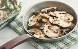 Promo poêlée de champignons à 2,37 € dans le catalogue Fresh à Bourg-en-Bresse