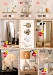 Offre Papier dans le catalogue Maxi Bazar du moment à la page 11