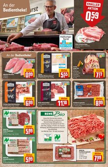 Schweinefilet im REWE Prospekt "Dein Markt" mit 34 Seiten (Bielefeld)