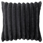 Dekokissen Luxus Flanell im POCO Prospekt Dekokissen Luxus Flanell von  im aktuellen POCO Prospekt für 5,99 €