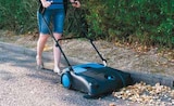 Kehrmaschine GKM 700 von Güde für 79,99 € bei Netto mit dem Scottie im Angebot Kehrmaschine GKM 700 von Güde im aktuellen Netto mit dem Scottie Prospekt