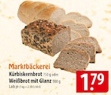 Marktbäckerei Kürbiskernbrot oder Weißbrot mit Glanz Angebote bei famila Nordost Neumünster für 1,79 €