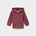 Sweat zippé à capuche molletonné bordeaux bébé fille en promo chez La Halle Sweat zippé à capuche molletonné bordeaux bébé fille dans le catalogue La Halle