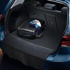 Gepäckraumwendematte mit Ladekantenschutz, ausklappbar bei Volkswagen im Prospekt "" für 128,00 €