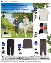 Promo T-Shirt dans le catalogue Carrefour du moment à la page 42