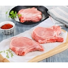 Porc : côte avec os à griller en promo chez Carrefour Porc : côte avec os à griller dans le catalogue Carrefour