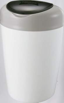 Bac à couches Blanc/Gris - Géant Casino à Palaiseau Bac à couches Blanc/Gris en promo chez Géant Casino Palaiseau à 9,95 €