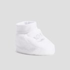 Chaussons effet velours blanc bébé en promo chez La Halle Chaussons effet velours blanc bébé dans le catalogue La Halle
