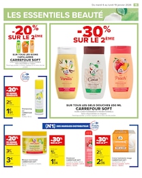 Offre Shampooing Sec dans le catalogue Carrefour du moment à la page 17