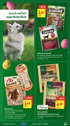 Sticks im Fressnapf Prospekt "Tolle Oster-Angebote" auf Seite 8