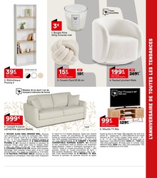 Offre Coussin dans le catalogue But du moment à la page 21