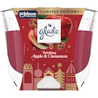 Duftkerze Twinkling Apple & Cinnamon Angebote von glade bei dm-drogerie markt Essen für 5,95 €