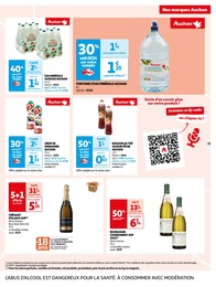 Offre Eau Minérale dans le catalogue Auchan Hypermarché du moment à la page 15