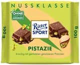 Schokolade Nussklasse im REWE Prospekt Schokolade Nussklasse von Ritter Sport im aktuellen REWE Prospekt für 1,69 €
