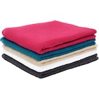 Linge de bain "Eponge Unie" en promo chez Carrefour Linge de bain "Eponge Unie" dans le catalogue Carrefour