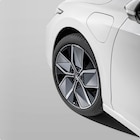 Felgen-Insert "Silver Dots" im Angebot bei Volkswagen in St. Ingbert Felgen-Insert "Silver Dots" Angebote bei Volkswagen St. Ingbert für 95,59 €