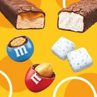 Billes chocolatées cacahuètes - M&M’s à 2,31 € dans le catalogue Monoprix