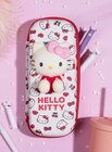 Trousse 3D - HELLO KITTY - B&M à Marseille Trousse 3D - HELLO KITTY en promo chez B&M Marseille à 5,99 €
