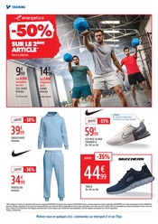 Promos Sweat Homme dans le catalogue "ENGAGÉS POUR UNE RENTRÉE MOINS CHÈRE" de Intersport à la page 20 Promos Sweat Homme dans le catalogue "ENGAGÉS POUR UNE RENTRÉE MOINS CHÈRE" de Intersport à la page 20