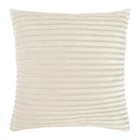 Aktuelle Kissen Angebote bei mömax in Koblenz Aktuelles ZIERKISSEN Angebot bei mömax in Koblenz ab 7,99 €