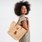 Sac shopper effet tressé sable femme à 15,00 € dans le catalogue La Halle