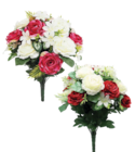 Bouquet roses et jasmins en promo chez Maxi Bazar Bouquet roses et jasmins dans le catalogue Maxi Bazar