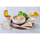 Houmous au yaourt Grec pois chiches et citron vert L' APERITIF en promo chez Carrefour Houmous au yaourt Grec pois chiches et citron vert L' APERITIF dans le catalogue Carrefour