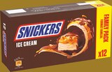 Barres glacées Snickers Family Pack x12 - Snickers en promo chez Intermarché Barres glacées Snickers Family Pack x12 - Snickers dans le catalogue Intermarché