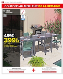 Offre Fauteuil dans le catalogue Carrefour du moment à la page 70