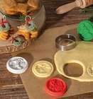 Tampon à biscuits 3 motifs dans le catalogue Maxi Bazar