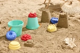 MON SEAU DE PLAGE CREATIF - ONETWOFUN en promo chez Auchan Hypermarché Cherbourg-Octeville à 4,99 €