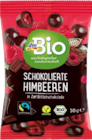 Schokolierte Himbeeren von dmBio im aktuellen dm-drogerie markt Prospekt für 1,75 €