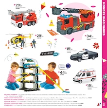 Offre Camion De Pompier Miniature dans le catalogue JouéClub du moment à la page 109