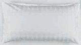 NELL Satin-Kissenbezug im JYSK Prospekt NELL Satin-Kissenbezug von KRONBORG OF DENMARK im aktuellen JYSK Prospekt für 6,50 €