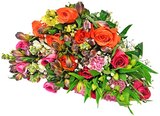 Aktuelles Blumenstrauß »Love Story« Angebot bei REWE in Gelsenkirchen ab 15,00 €