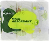 Promo Essuie-tout maxi absorbant Décoré à 1,49 € dans le catalogue Casino Supermarchés à La Clarte