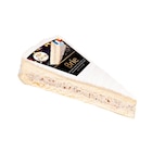 Promo La pointe de Brie à la truffe à 3,99 € dans le catalogue Carrefour Market à Gamarthe