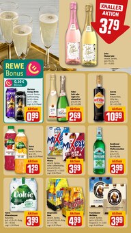 Volvic im REWE Prospekt "Dein Markt" mit 20 Seiten (Köln)