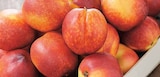 Nectarine jaune et/ou blanche en promo chez Intermarché Nectarine jaune et/ou blanche dans le catalogue Intermarché
