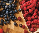 Promo Fruits rouges à 2,98 € dans le catalogue Intermarché Hyper à Dolus-d'Oléron