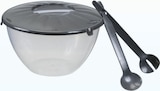 Saladier avec couvercle et couverts en promo chez Intermarché Hyper Saladier avec couvercle et couverts dans le catalogue Intermarché Hyper