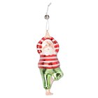 Baumschmuck Yoga-Weihnachtsmann im aktuellen Ernstings family Prospekt