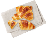 Croissant au beurre fourré vanille caramel en promo chez Lidl Croissant au beurre fourré vanille caramel dans le catalogue Lidl