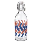 Flasche mit Verschluss Klarglas gemustert/leuchtend blau leuchtend orange 0.5 l von KORKEN für 2,99 € bei IKEA im Angebot Flasche mit Verschluss Klarglas gemustert/leuchtend blau leuchtend orange 0.5 l von KORKEN im aktuellen IKEA Prospekt
